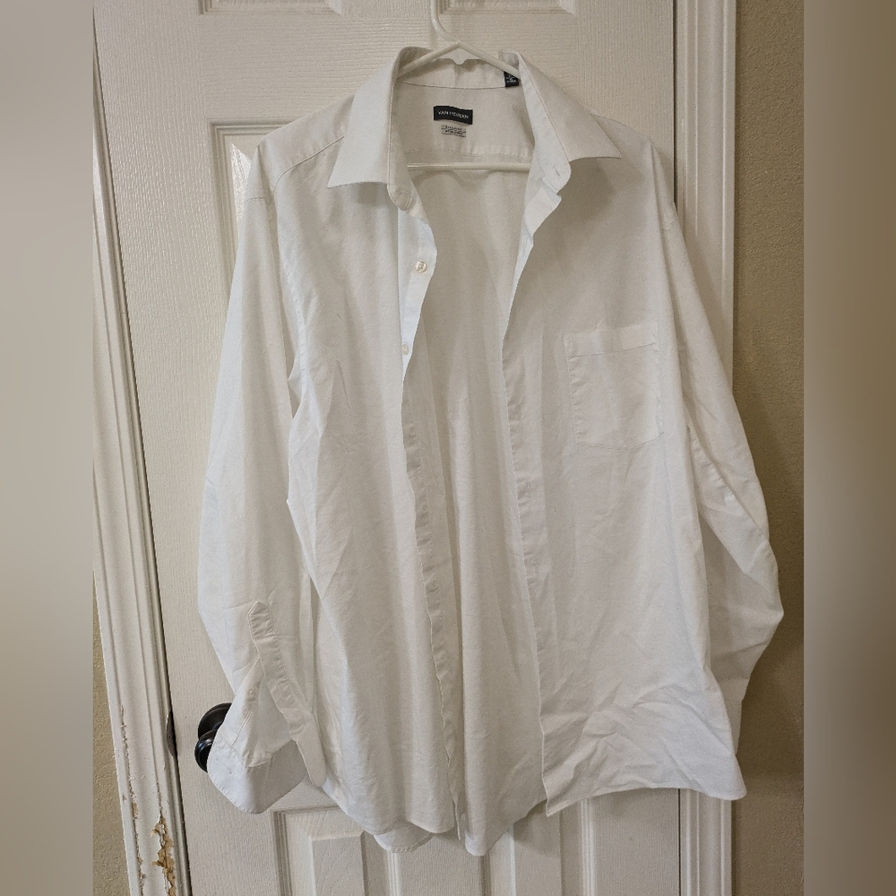 Van Heusen wrinkle free dress shirt